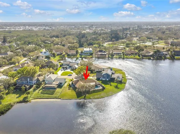 771 Suwannee Ct NE, Saint Petersburg, FL 33702