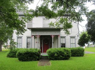 705 S Converse St, Flatonia, TX 78941