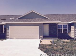 107 Sunset Ct, Fisher, IL 61843