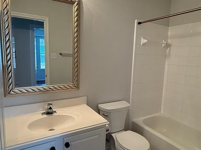 35 Ledgestone Pl — Photo 27