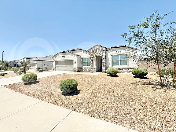 3rd image of 30932 W Verde Ln
