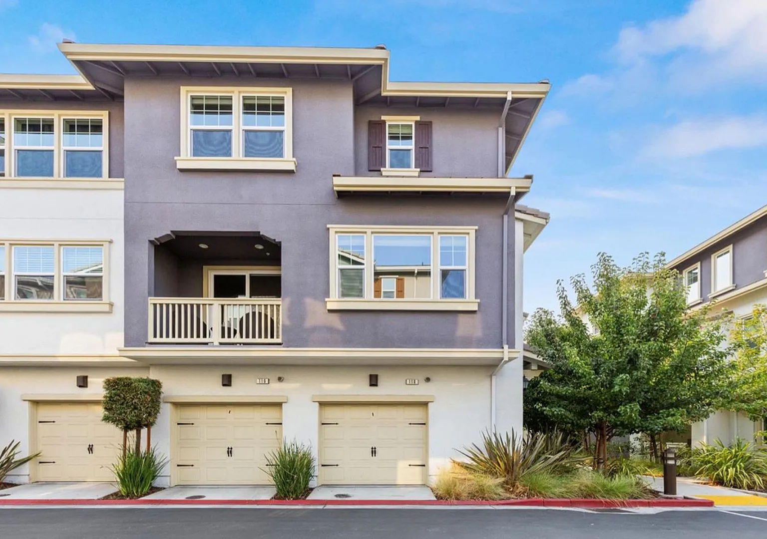 Beautiful 2 bed 3 bath townhouse in Sunnyvale — Photo 1