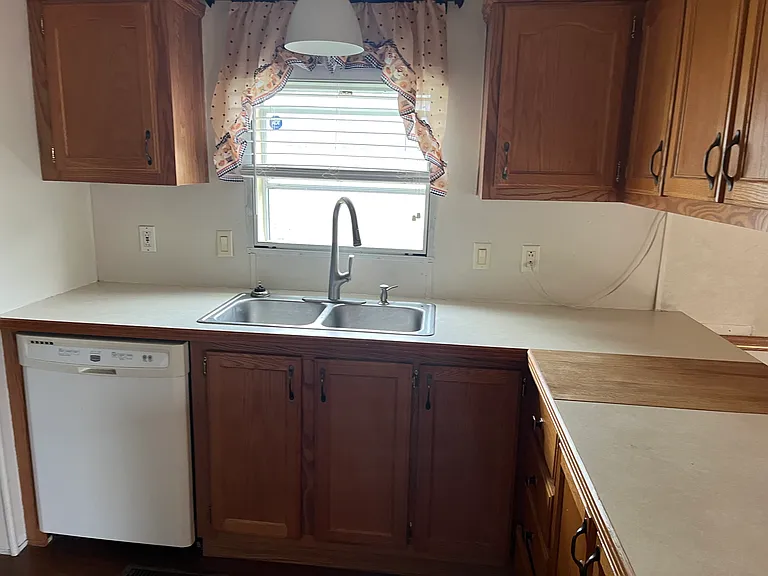 3951 S Mentor Ave #12 — Photo 14