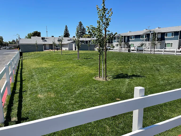 Sutter Commons Apartments — Photo 7