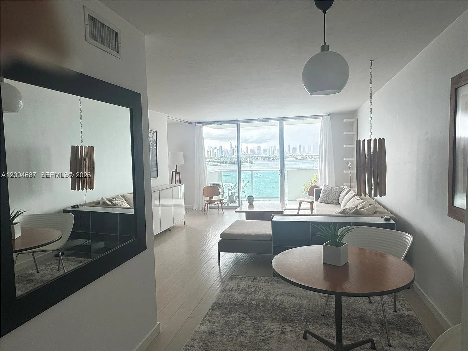 Mirador 1200 Condo — Photo 2