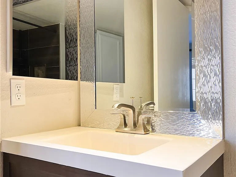 8410 Eldora Ave #1004 — Photo 58