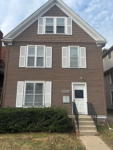 1222 Washtenaw Ct #2 Photo 1