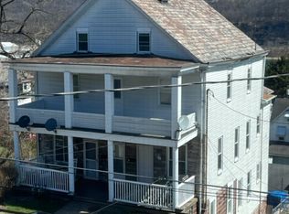 90 Watkins Ave APT 1, Donora, PA 15033