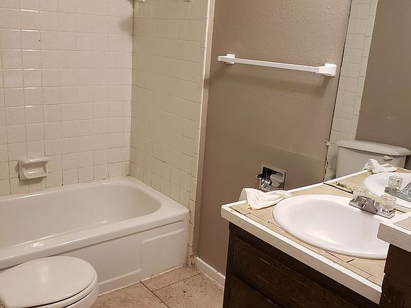 2nd image of 5825 NW 34th St #9