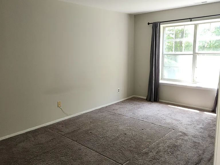 392A Delancey Pl #A — Photo 8