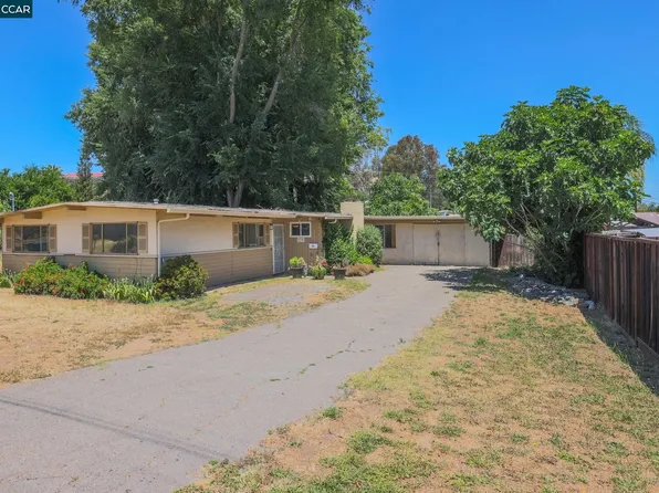 210 Riley Dr, Pacheco, CA 94553