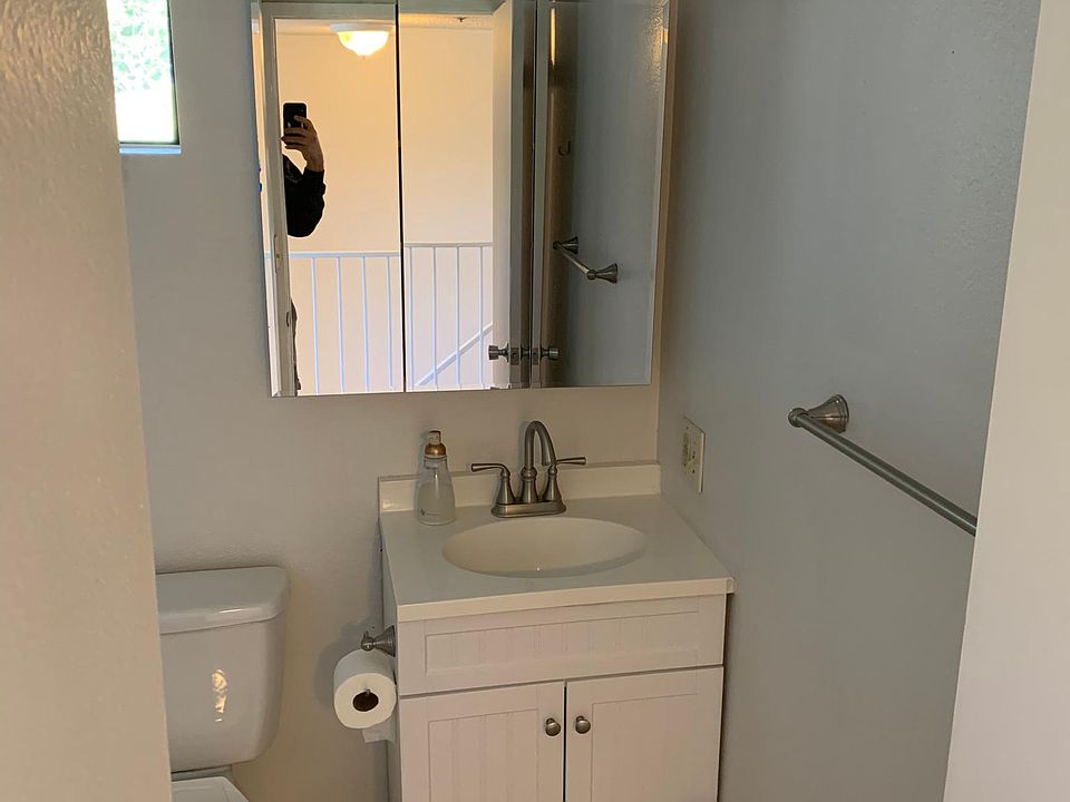 1st image of 1234 E Wilson Ave APT 1