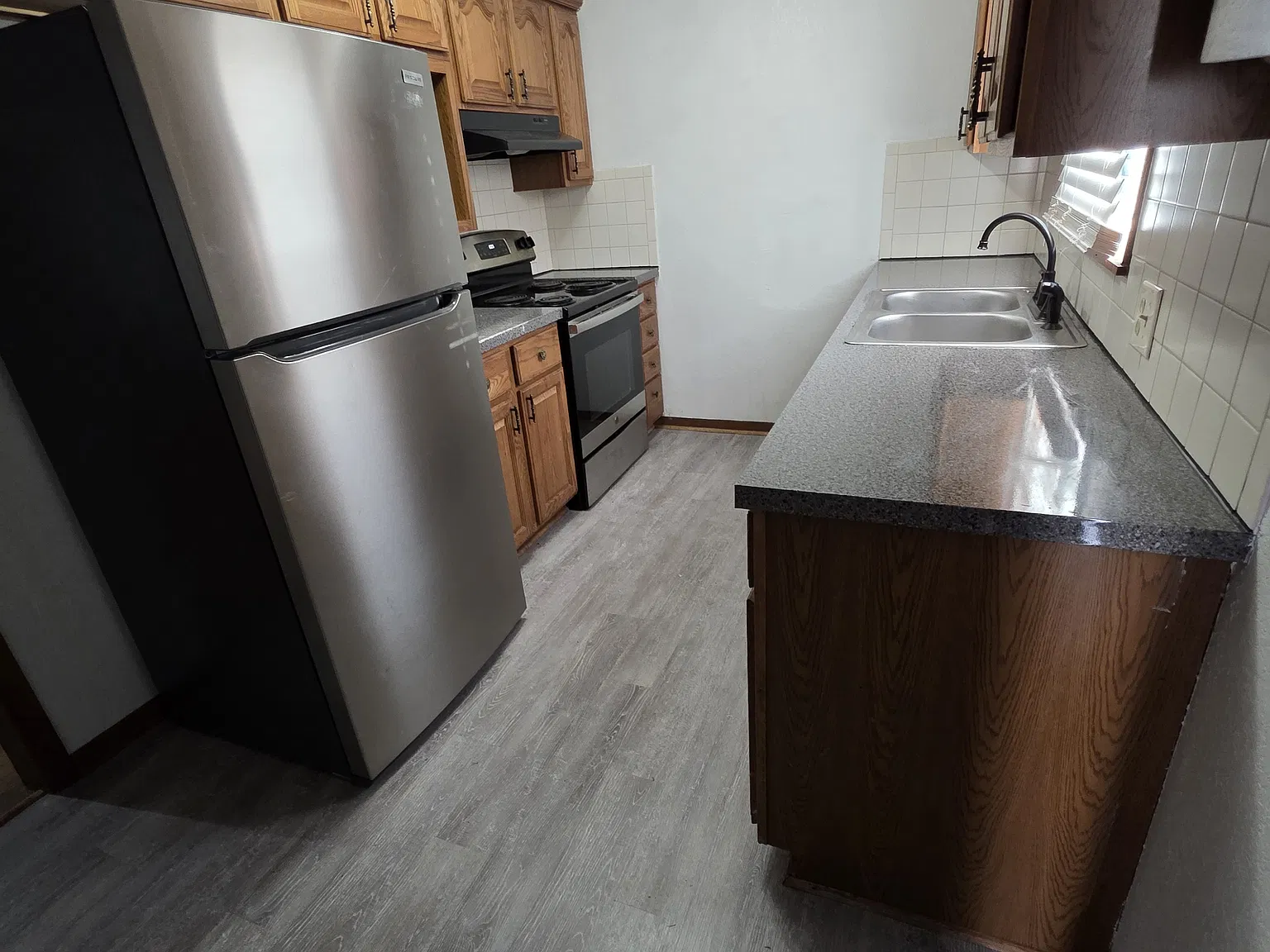 3 bed, 840 sqft, $1,400 — Photo 4
