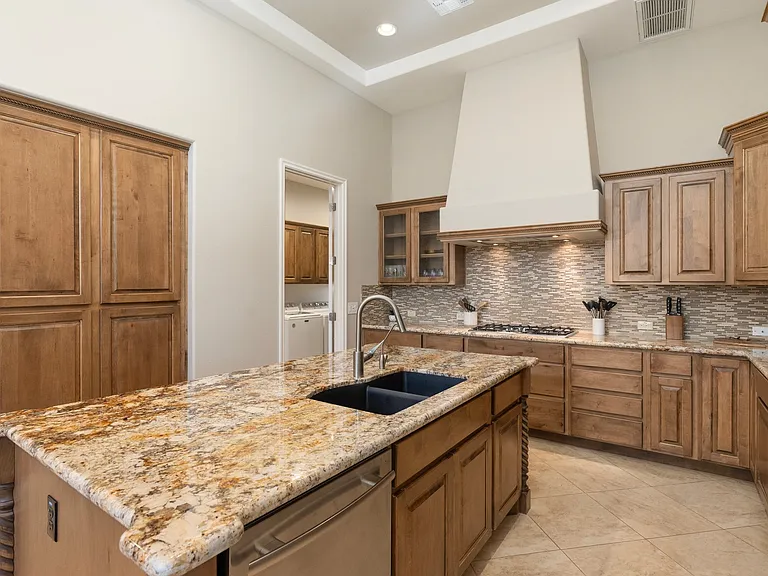 1684 E Elysian Pass — Photo 6