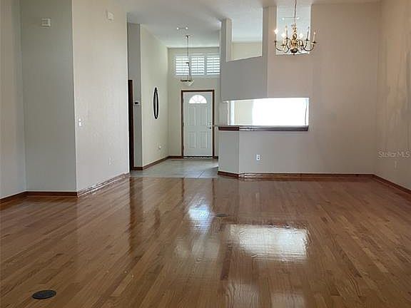 4th image of 2784 Alexander Dr