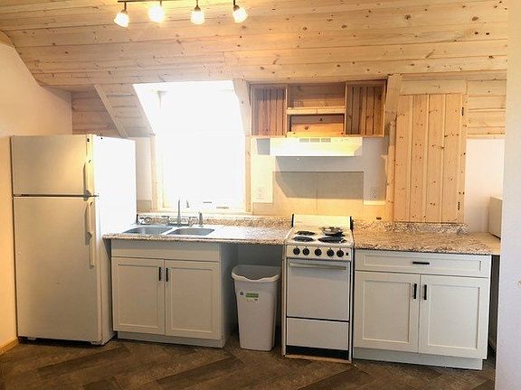 4th image of 25421 Marine Dr #2