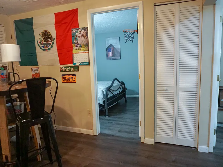 7340 Woodstock St — Photo 15