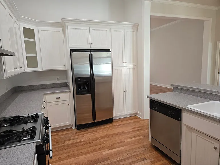 6714 SW 40th Ter — Photo 48