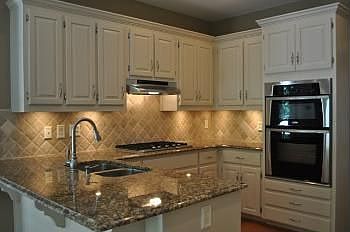2nd image of 1048 Longwood Dr