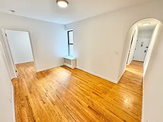 352 West 15th Street, #101