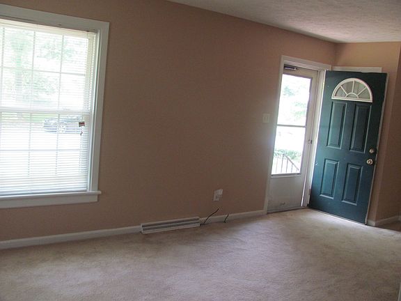 2nd image of 7705 Richie Ave