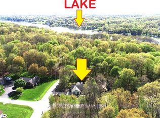 836 Highland Hills Dr, Howard, OH 43028
