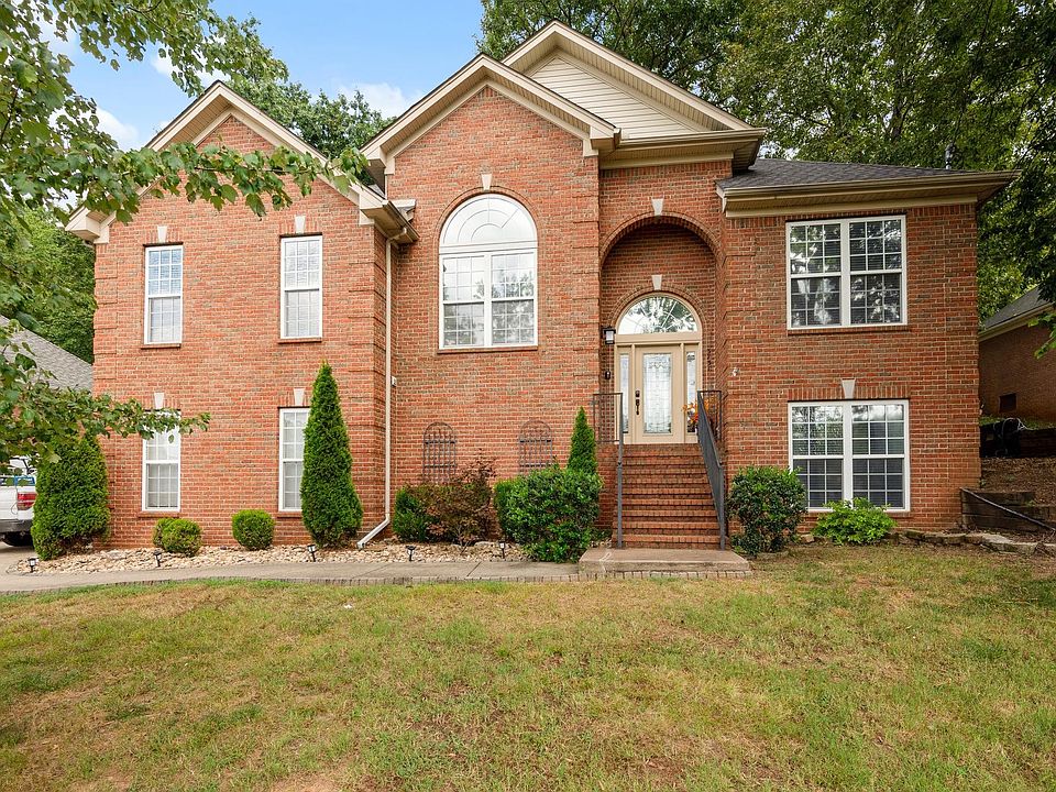 1st image of 3731 Henricks Hill Dr