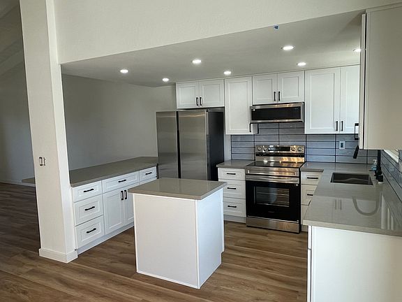 4th image of 5240 Mount Alifan Dr