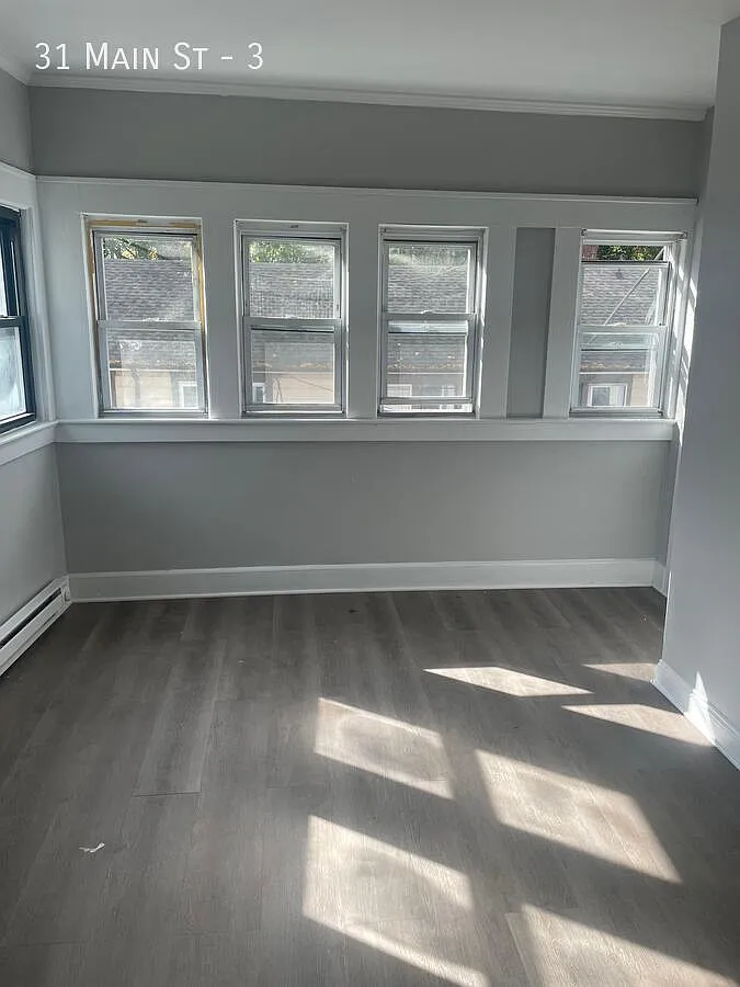 3 bed, $3,100 — Photo 4