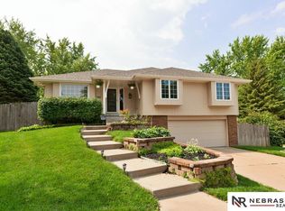 12961 Miami Cir, Omaha, NE 68164