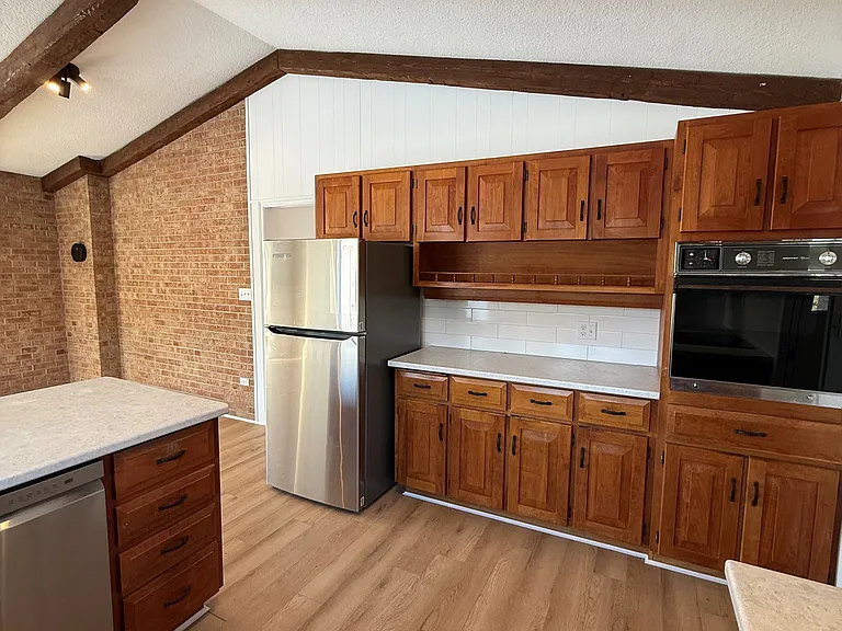 5403 Jones Baseline — Photo 9