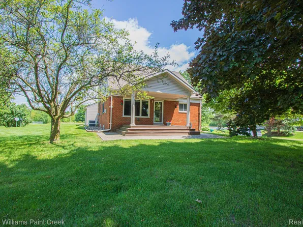 69600 Wolcott Rd, Armada, MI 48005