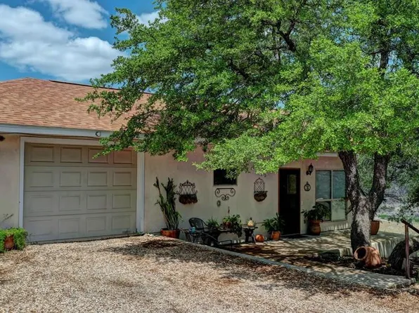 185 Cougar Park Rd, Hunt, TX 78024