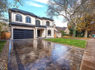 499 Rebecca St, Oakville, ON L6K1K8