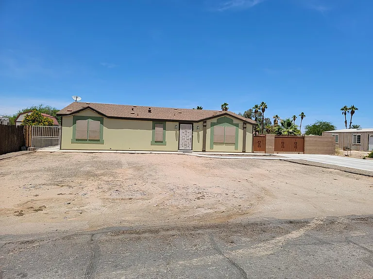 9322 E Corral St — Photo 1