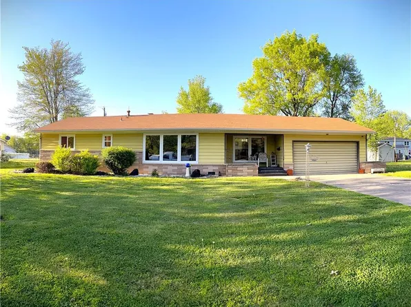202 W 1st Ter, Lamar, MO 64759
