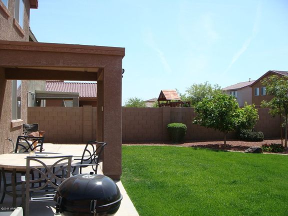 5th image of 17445 W Woodlands Ave