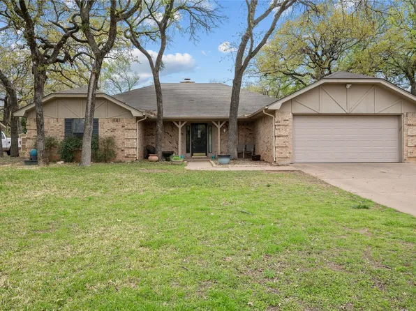 6311 Blackfoot Trl, Granbury, TX 76049