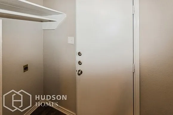 630 Little Ln — Photo 10