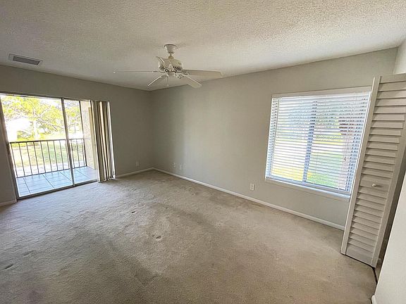 4th image of 6572 Chasewood Dr