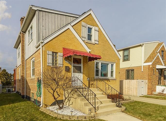 1st image of 6922 S Kedvale Ave