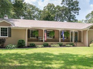 108 Poinsettia Dr, Simpsonville, SC 29681