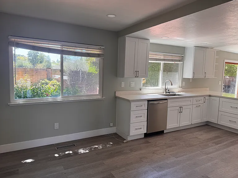 925 San Simeon Dr — Photo 5