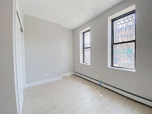 4th image of 319 Malcolm X Blvd #2