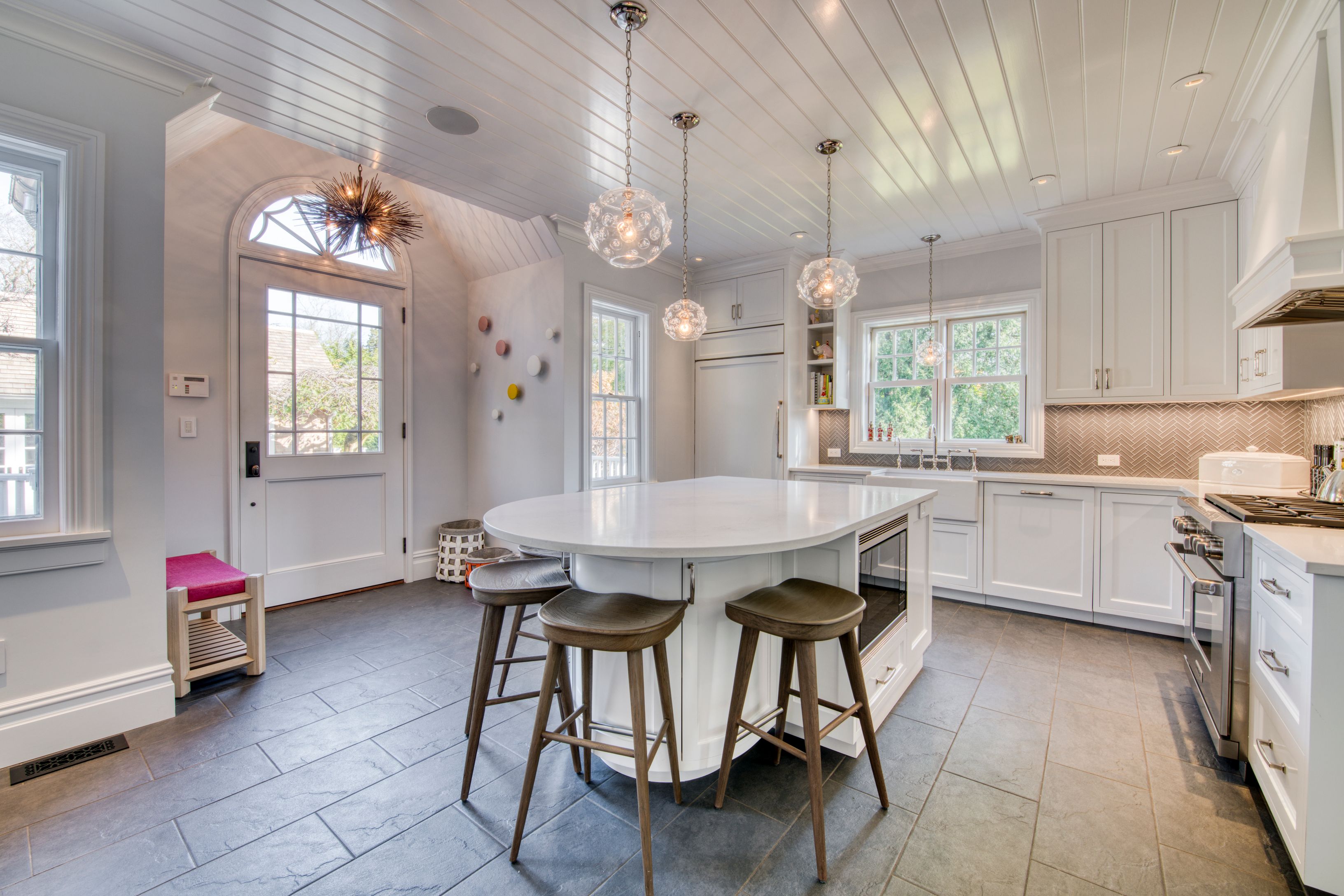 140 Ferry Rd, Sag Harbor, NY 11963 Out East