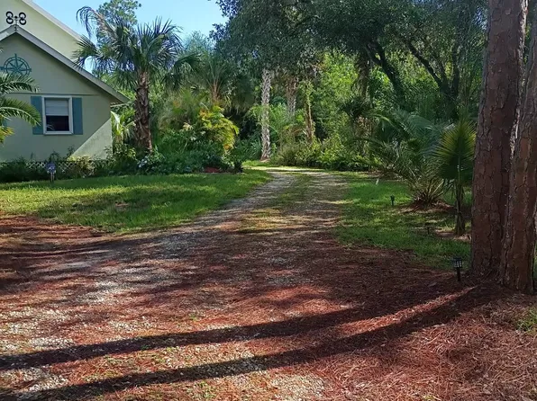 218 E Easy St #1, Fort Pierce, FL 34982