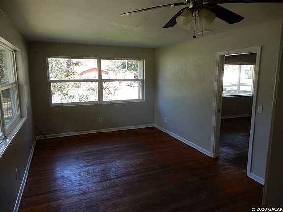 2nd image of 2781 SE 19th Ave