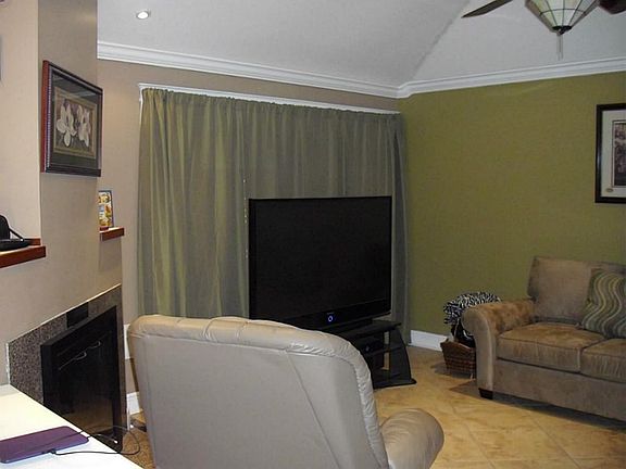 5th image of 1330 Killdeer Dr