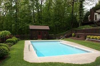2nd image of 6 Friar Tuck Ct