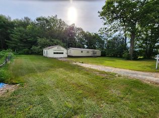 89 Fore St, Oxford, ME 04270
